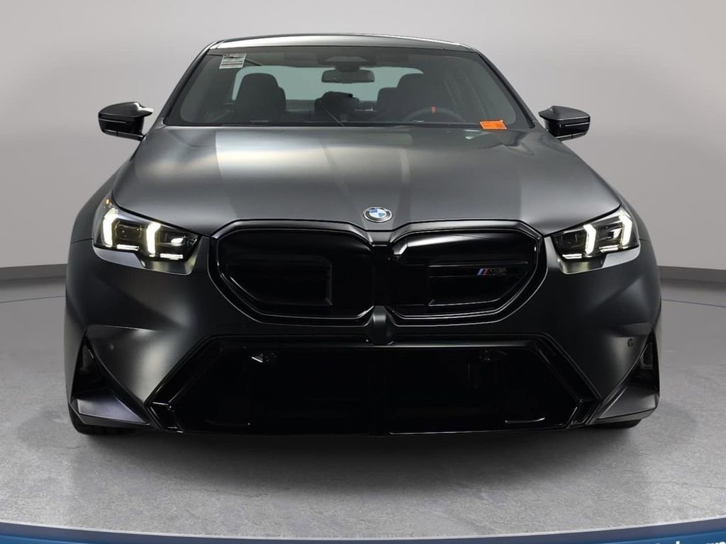 New 2026 BMW M5 image 2
