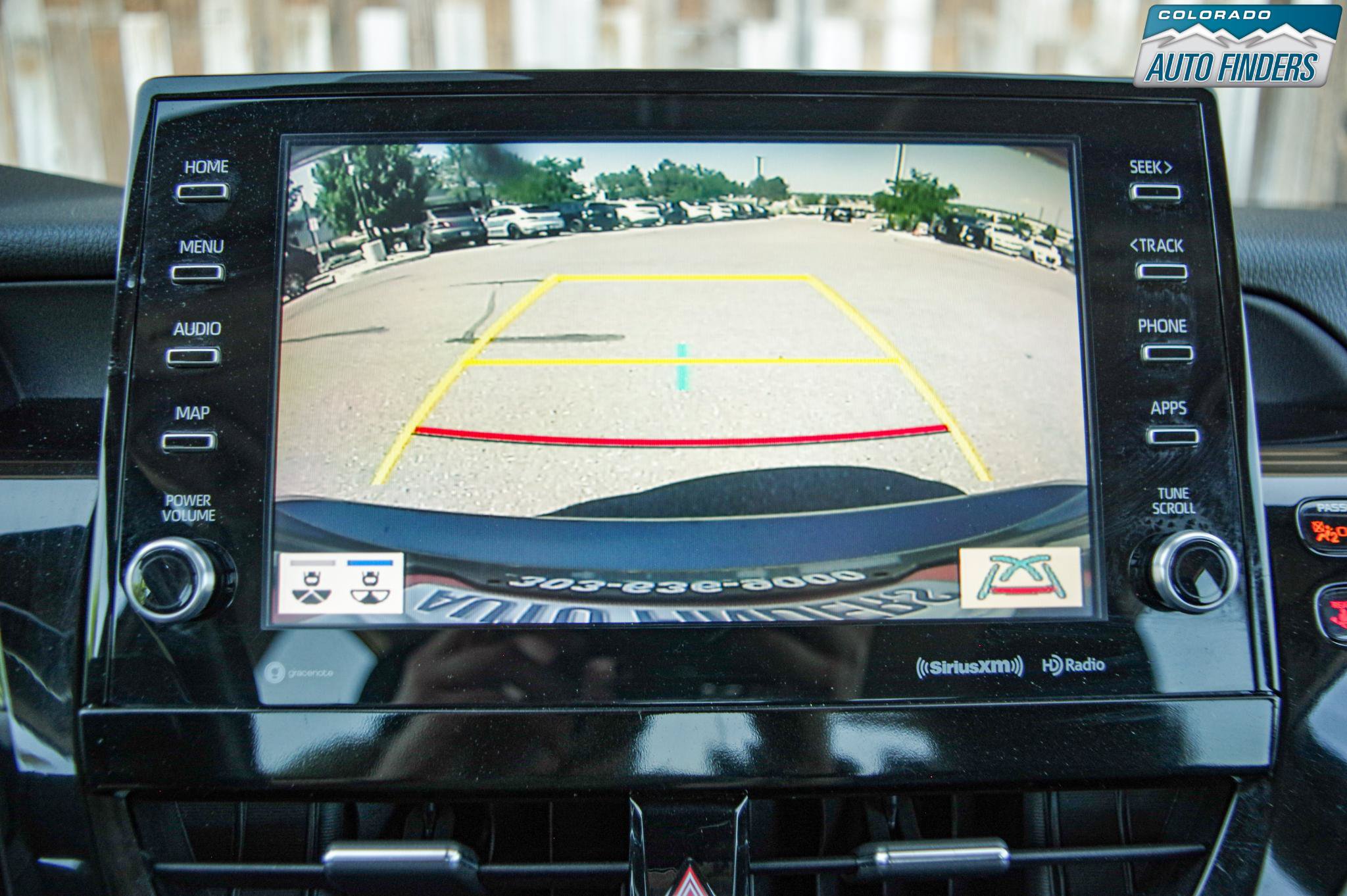 Used 2021 Toyota Camry XLE FWD image 19