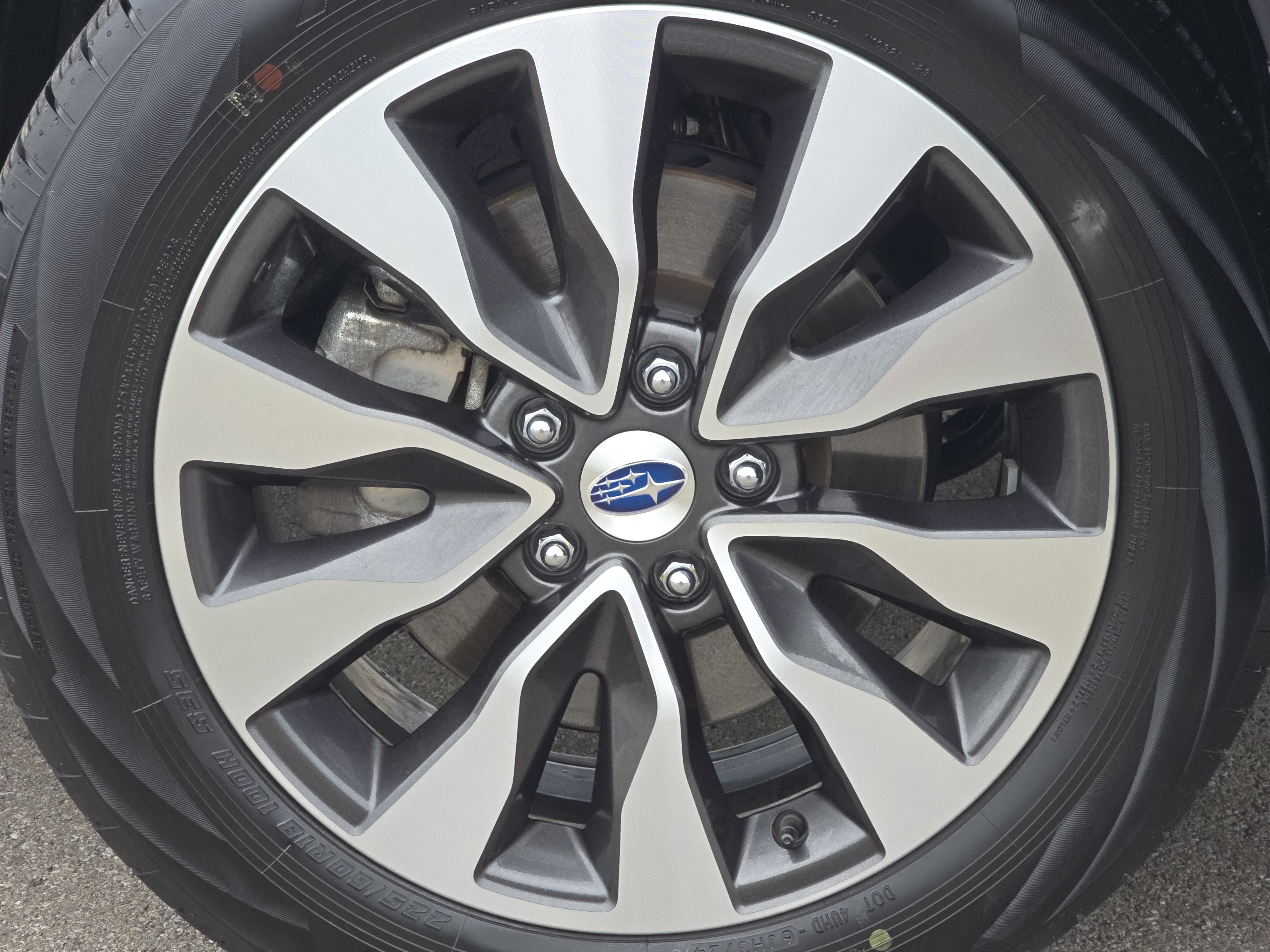 Certified 2025 Subaru Outback Limited AWD/4WD image 16