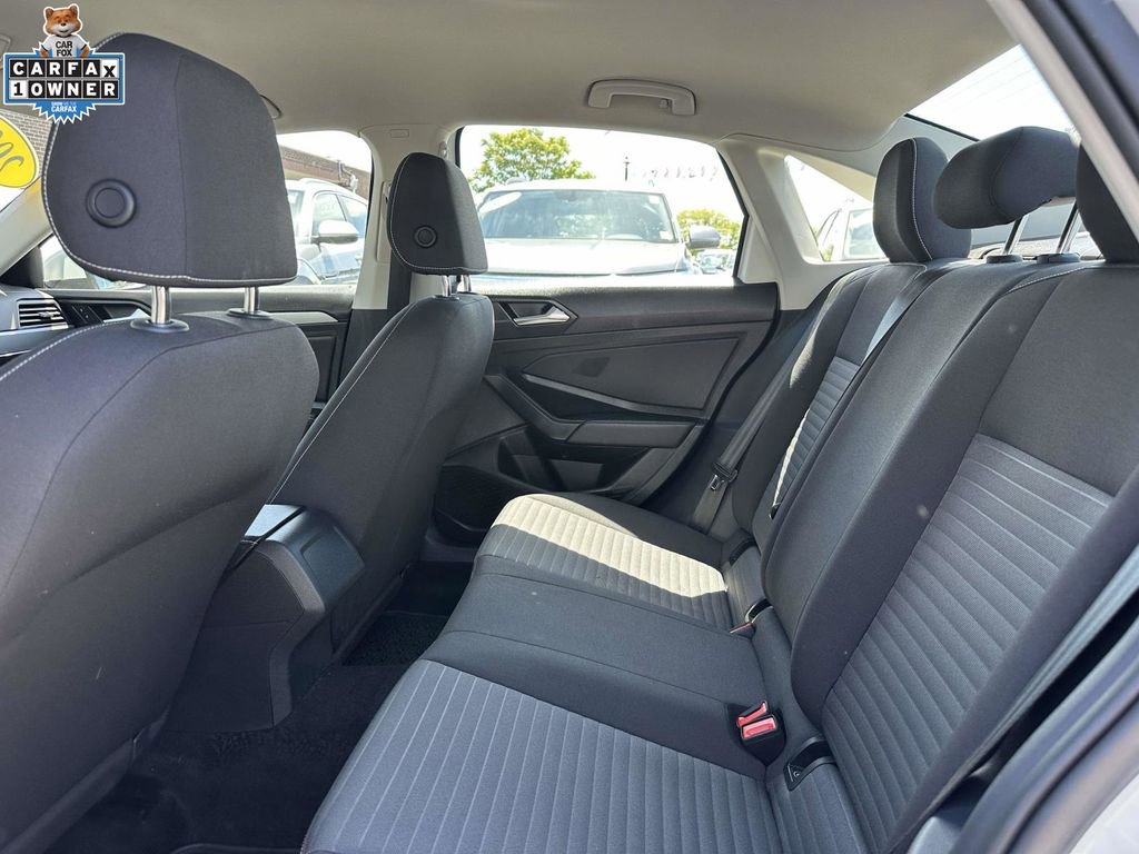 Used 2022 Volkswagen Jetta S FWD image 11