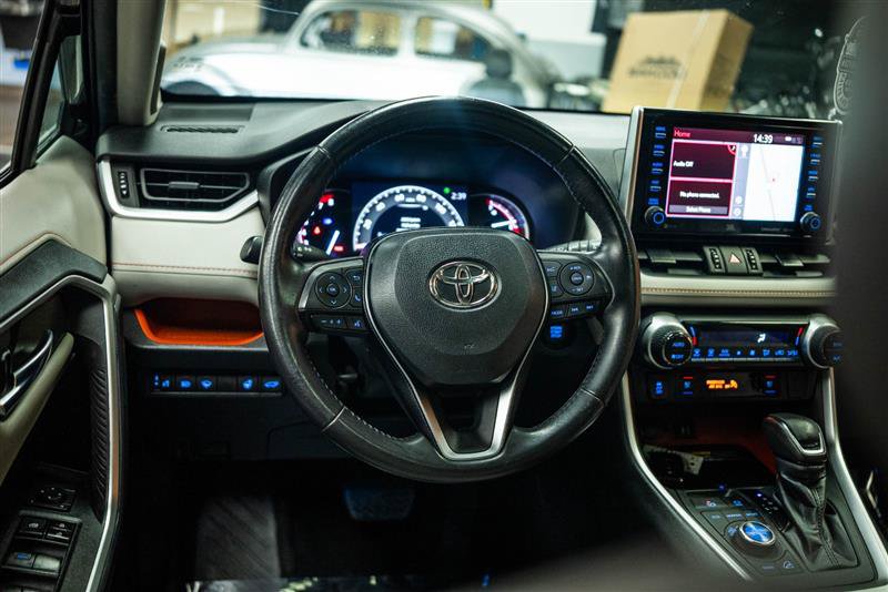 Used 2019 Toyota RAV4 Adventure AWD/4WD image 16