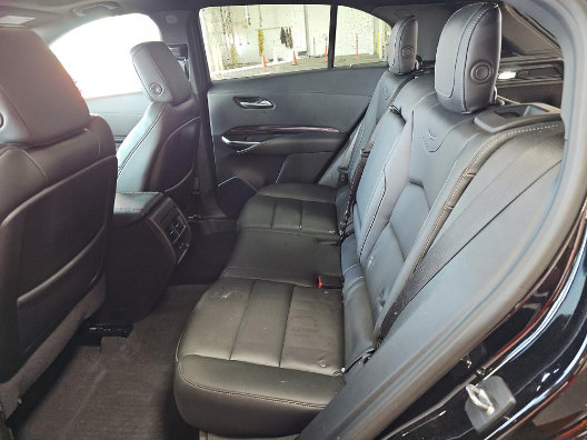 Used 2023 Cadillac XT4 Luxury w/ Cold Weather Package AWD/4WD image 12