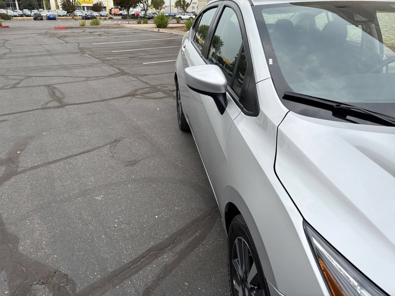 Used 2025 Nissan Versa SV FWD image 13
