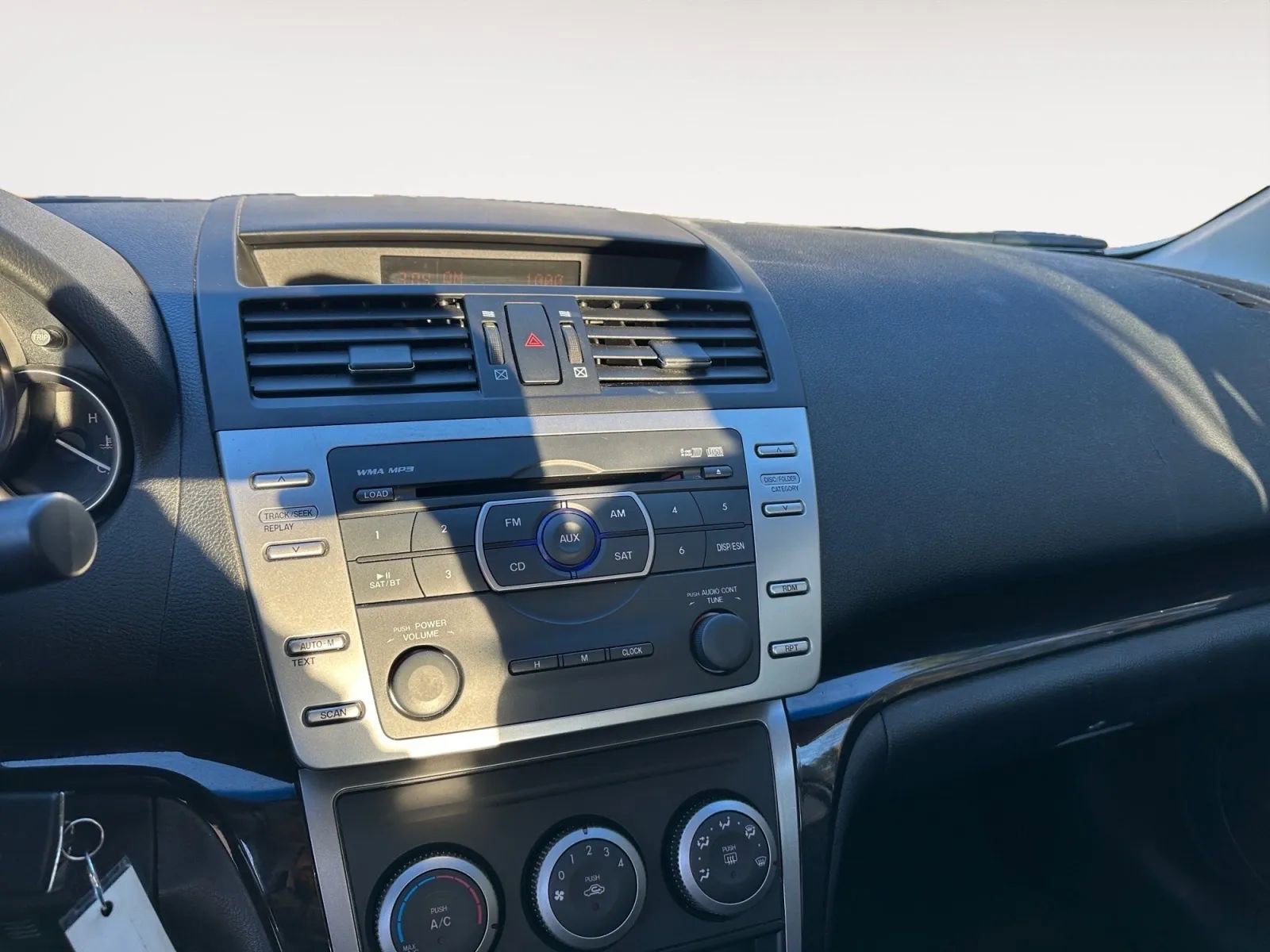 Used 2011 MAZDA MAZDA6 i Touring image 13