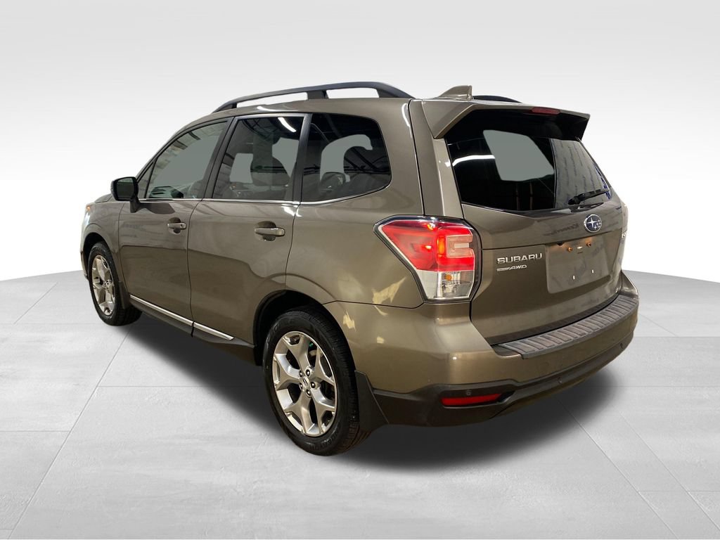Used 2018 Subaru Forester 2.5i Touring AWD/4WD image 2