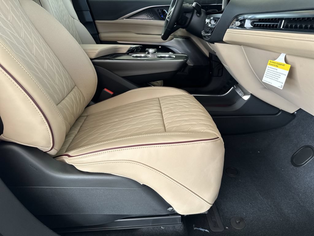 New 2026 Cadillac Lyriq Signature Sport w/ Nappa Leather Package RWD image 35
