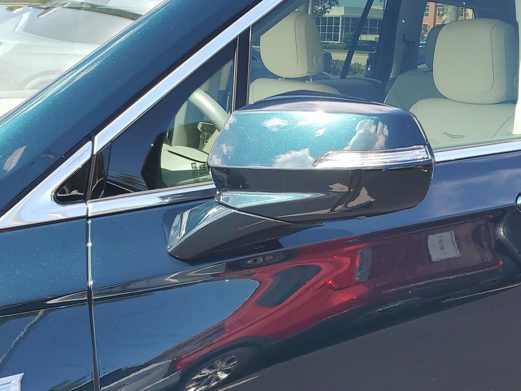 Certified 2024 Cadillac XT6 Premium Luxury w/ Technology Package FWD image 12