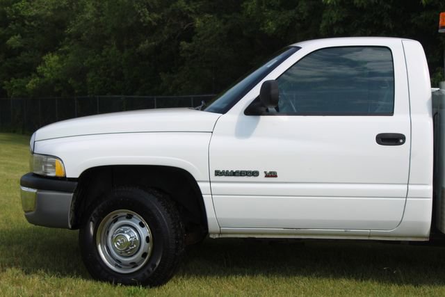 Used 2001 Dodge Ram 2500 Truck 2WD Regular Cab image 3