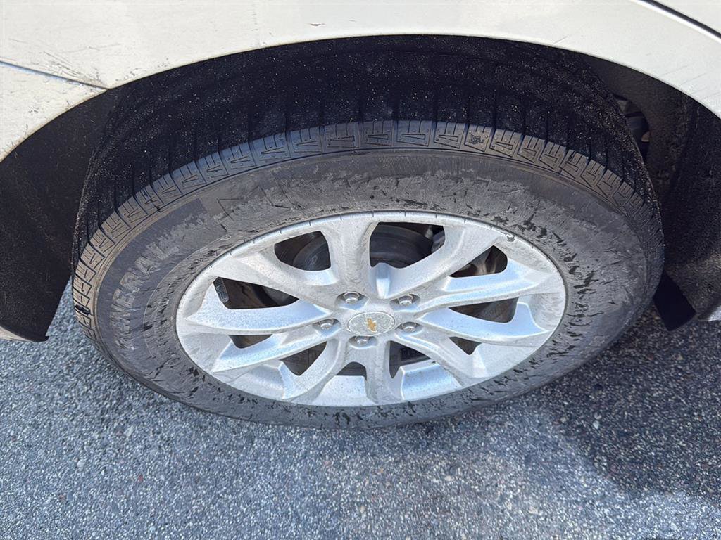 Used 2021 Chevrolet Equinox LT image 19