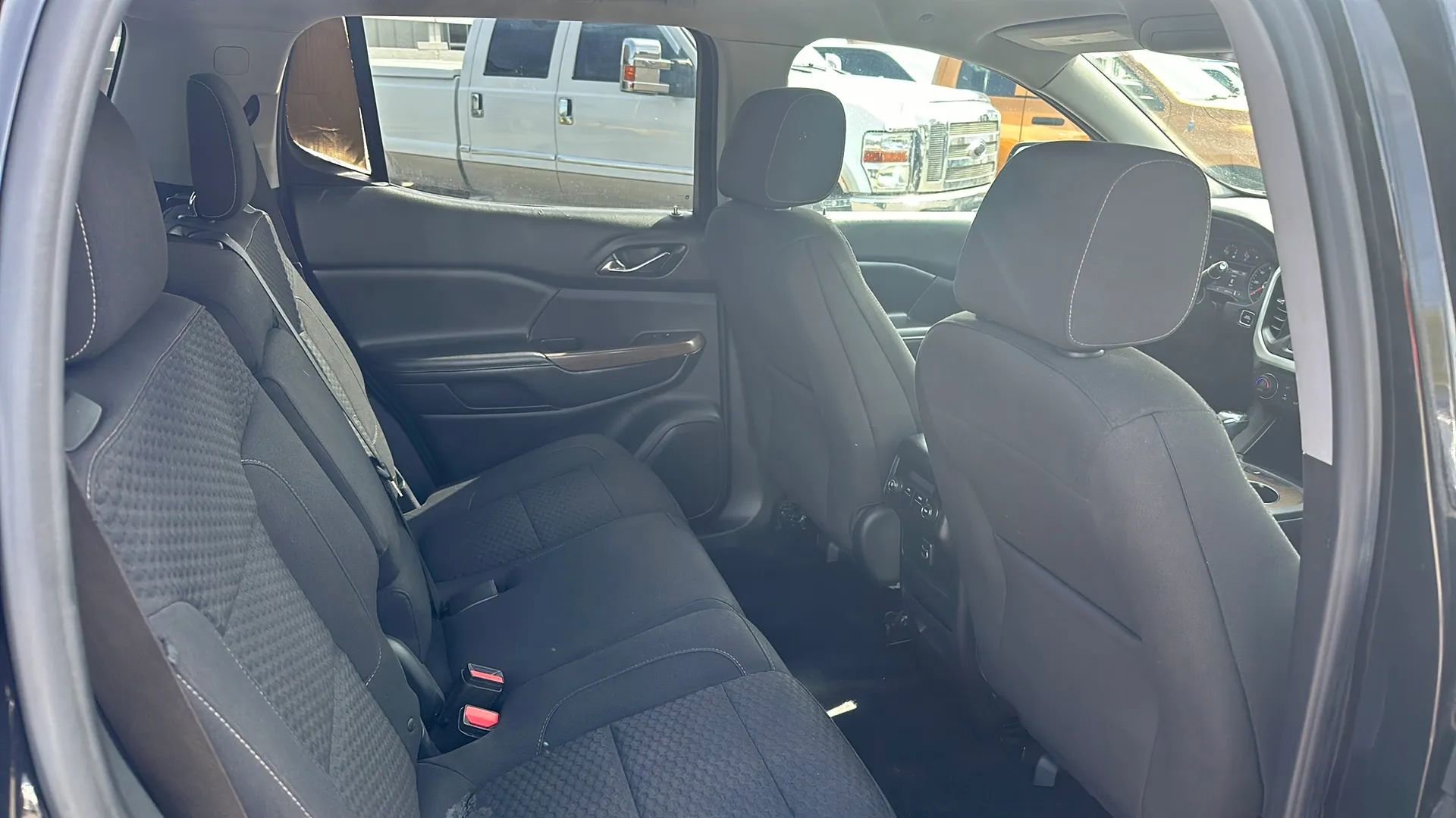 Used 2018 GMC Acadia SLE AWD/4WD image 11