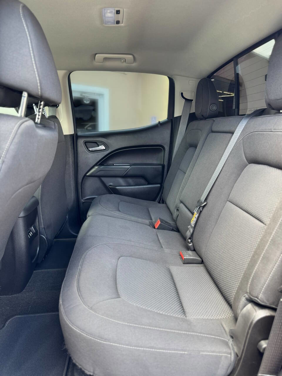 Used 2016 Chevrolet Colorado LT w/ LT Convenience Package image 21