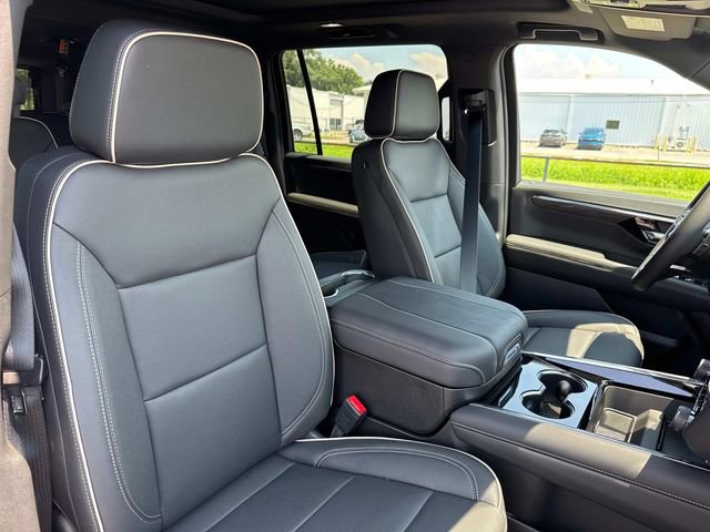 New 2025 Chevrolet Suburban Premier w/ Sun And Tow Package image 29