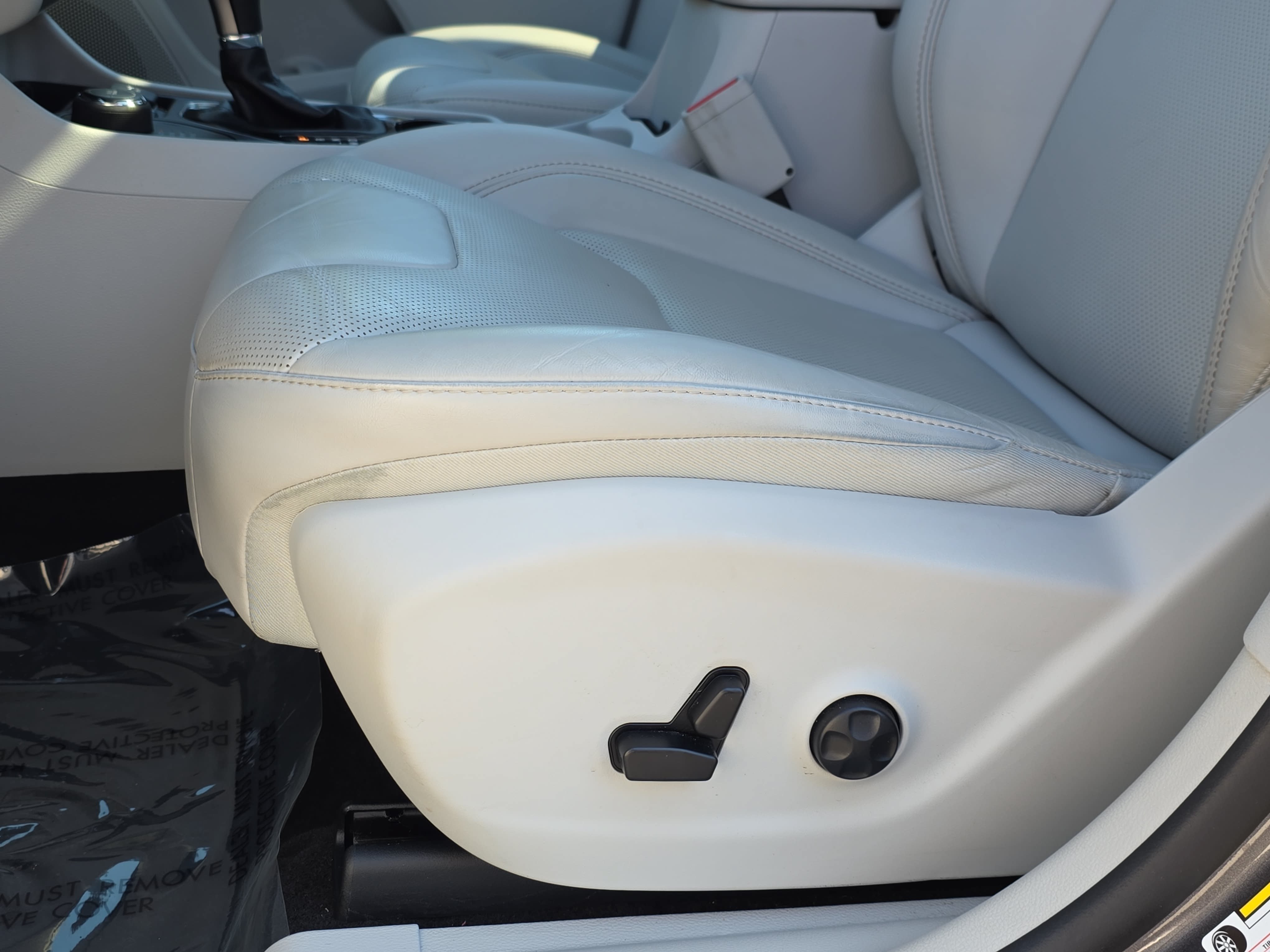 Used 2020 Jeep Cherokee Limited AWD/4WD image 27