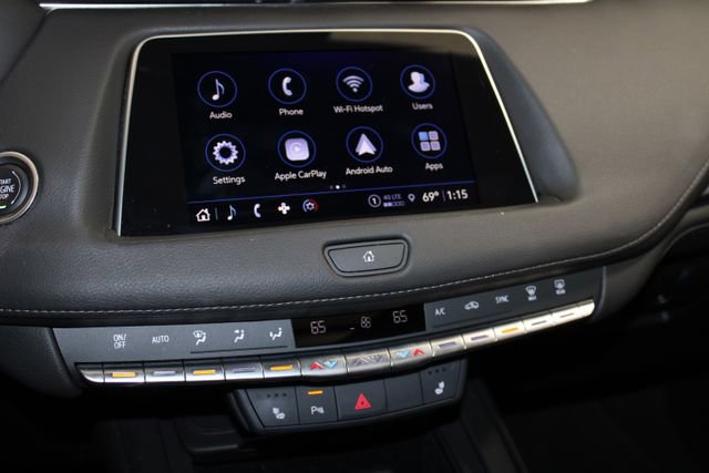 Certified 2023 Cadillac XT4 Luxury w/ Cold Weather Package image 14