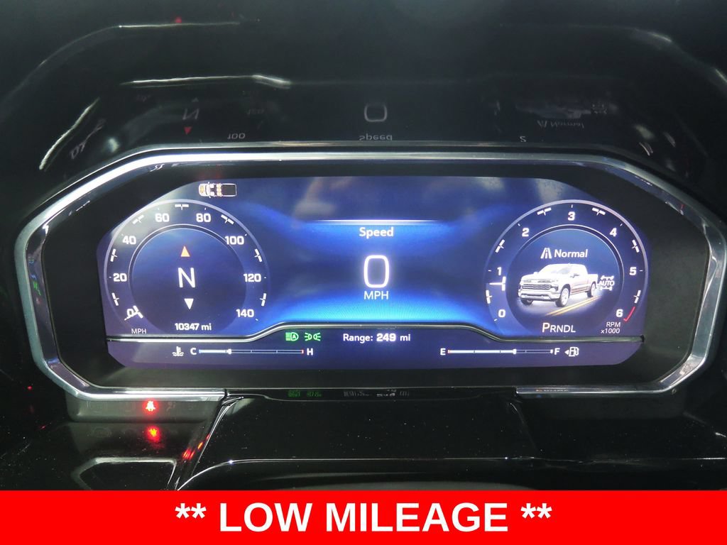 Used 2025 Chevrolet Silverado 1500 LT AWD/4WD image 13