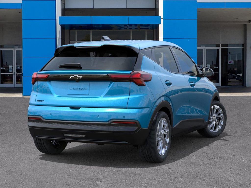 New 2027 Chevrolet Bolt LT image 4
