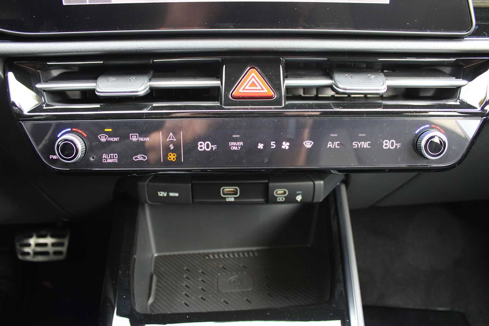 New 2025 Kia Niro EX image 35