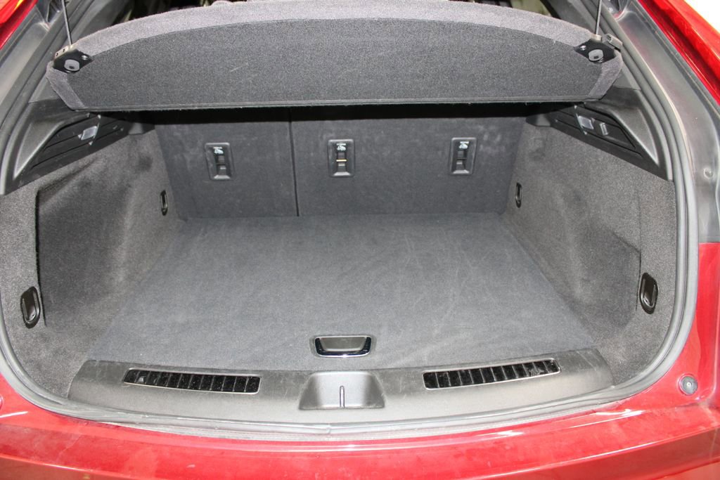 Used 2024 Cadillac XT4 Premium Luxury image 26