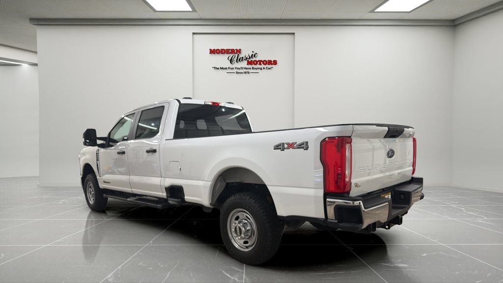 Used 2023 Ford F250 XL AWD/4WD image 3