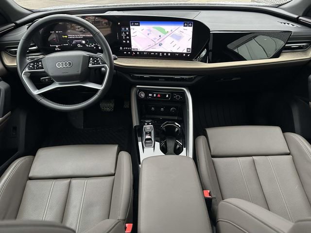 Certified 2025 Audi Q5 Premium Plus w/ Premium Plus image 16