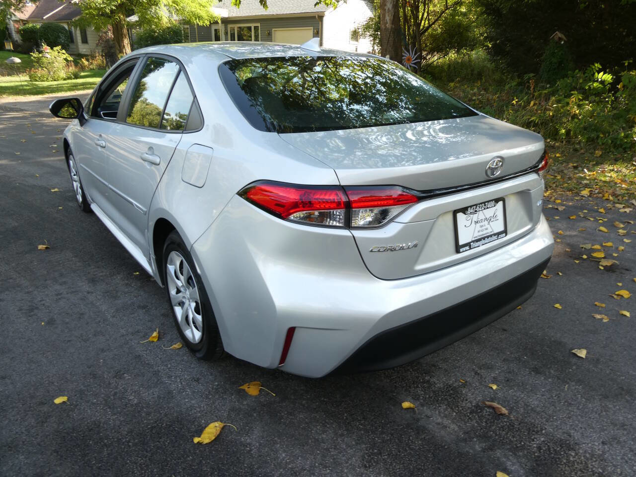 Used 2024 Toyota Corolla LE FWD image 6