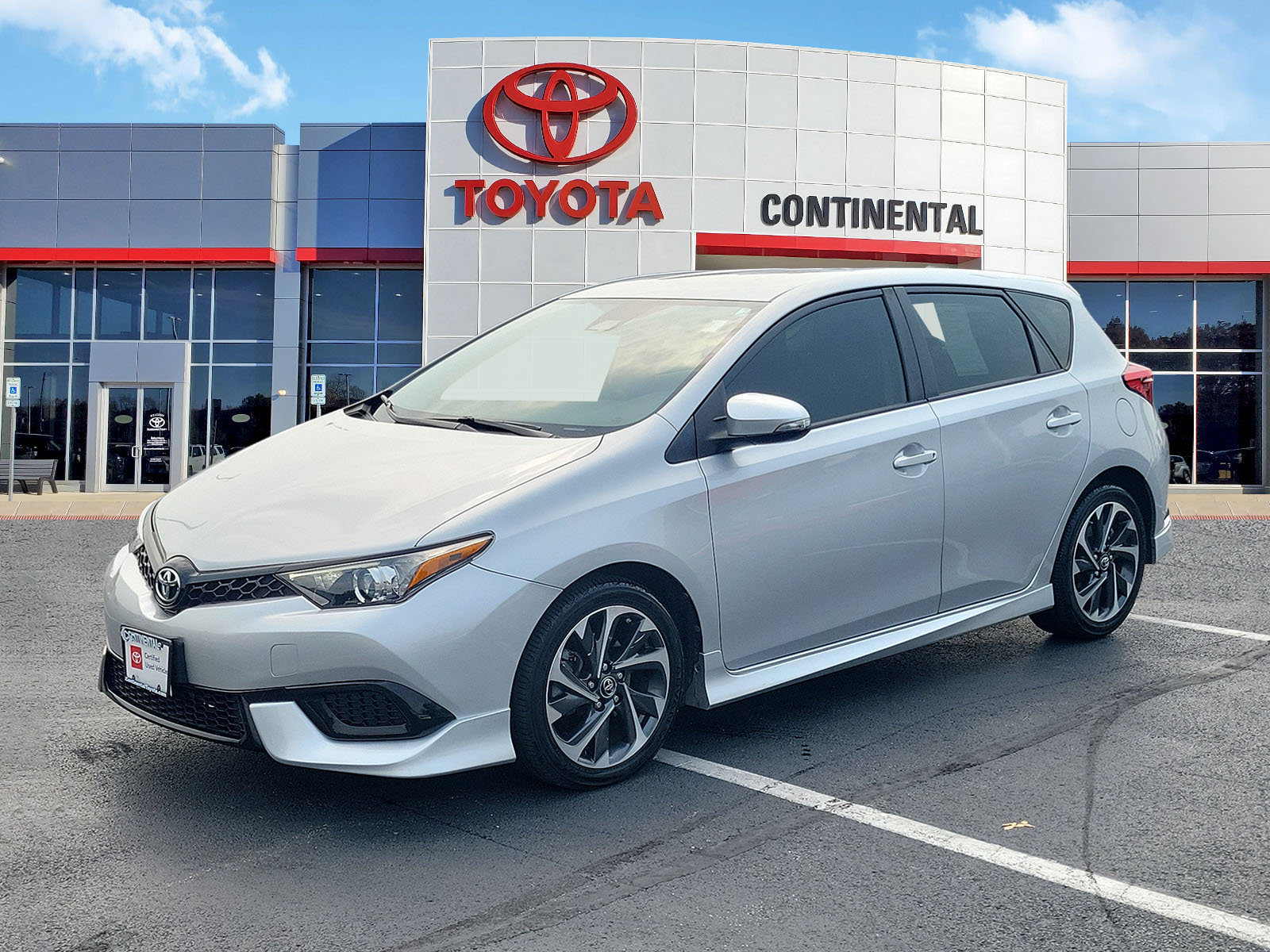 Certified 2018 Toyota Corolla iM w/ All-Weather Mat Package FWD image 3