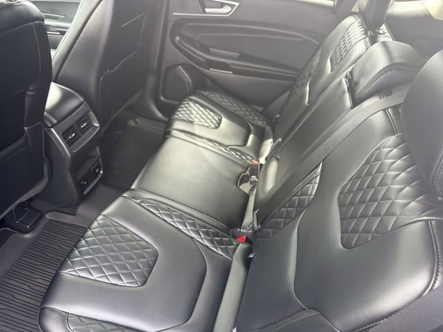 Used 2024 Ford Edge Titanium image 27