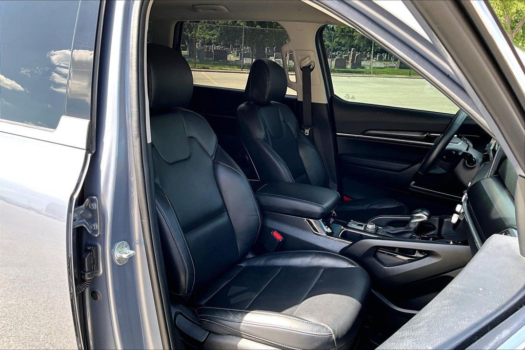 Used 2023 Kia Telluride S AWD/4WD image 7