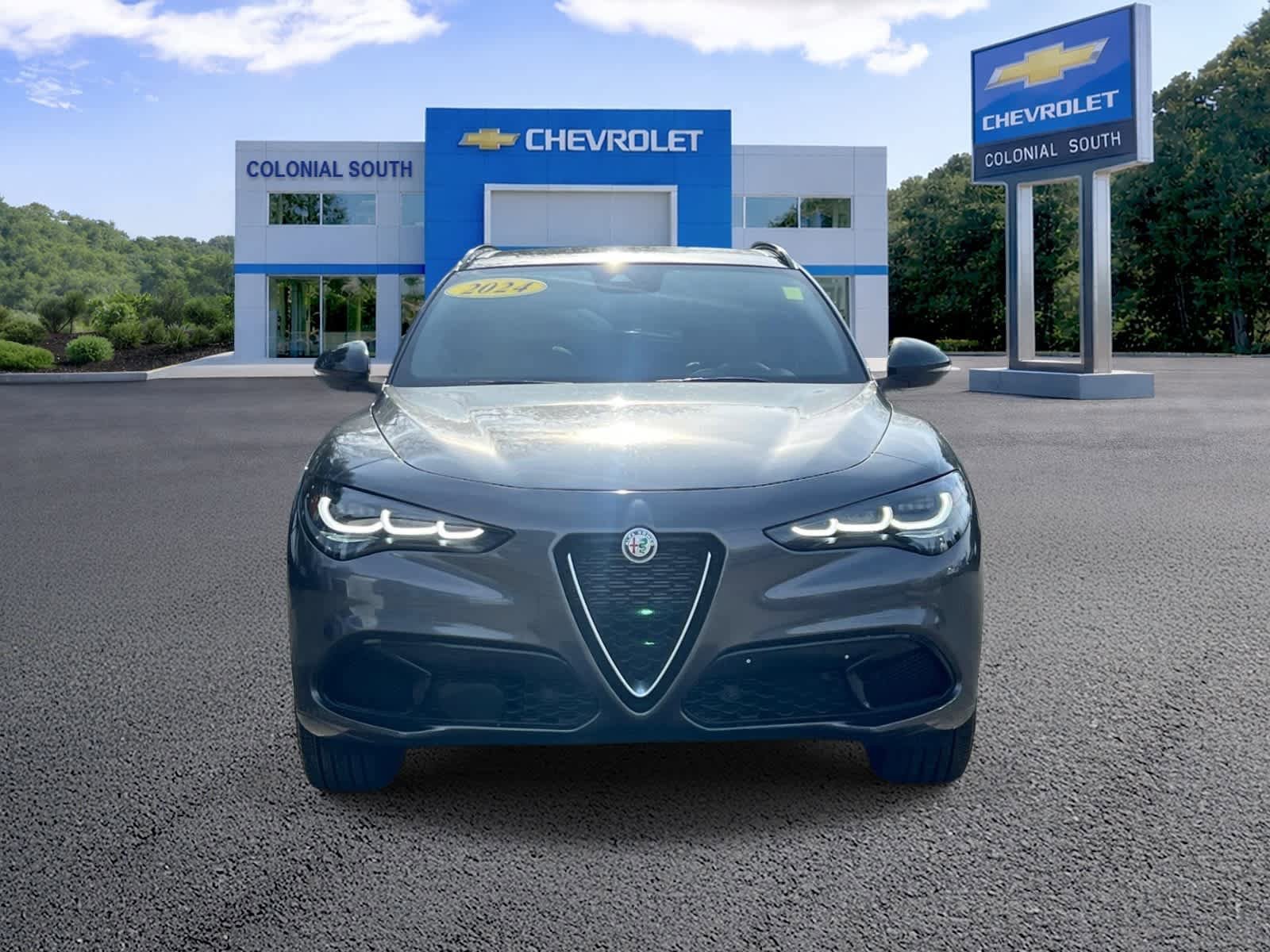 Used 2024 Alfa Romeo Stelvio Ti AWD/4WD image 10