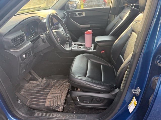 Used 2020 Ford Explorer XLT w/ Equipment Group 202A AWD/4WD image 8