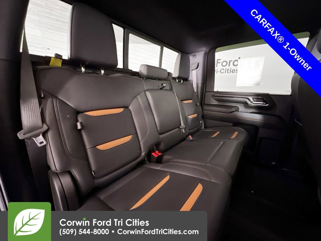 Used 2024 GMC Sierra 2500 AT4 w/ AT4 Preferred Package AWD/4WD image 16