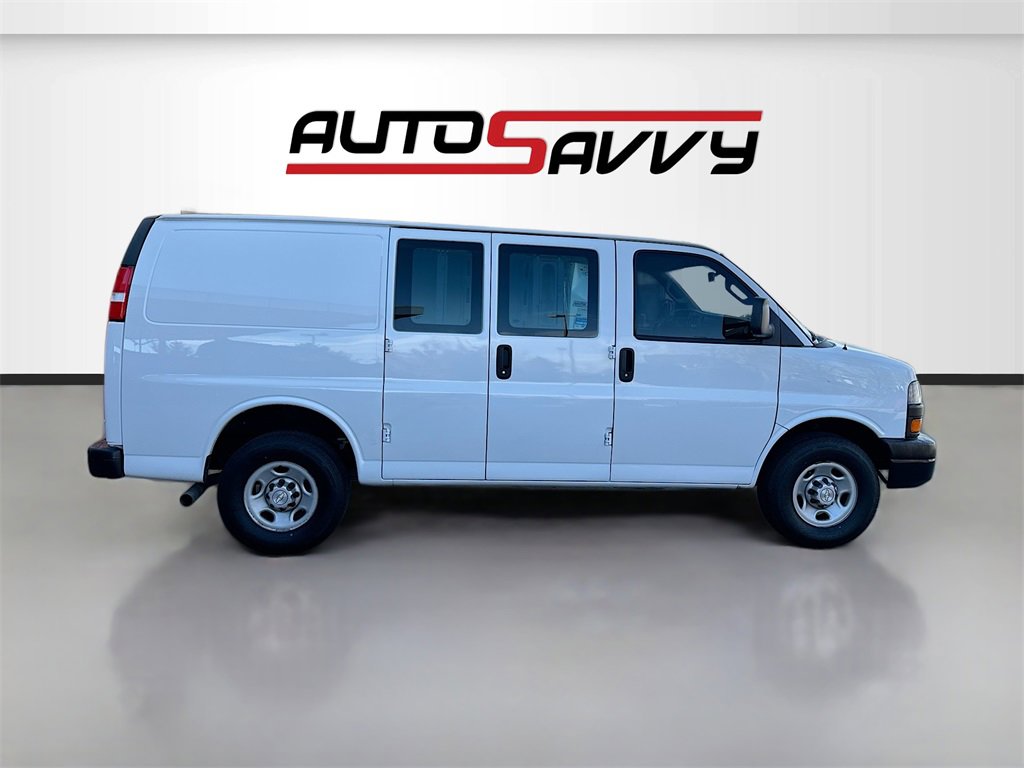 Used 2023 Chevrolet Express 2500 w/ Driver Convenience Package image 8