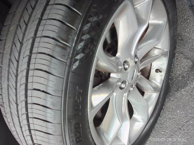 Used 2015 Ford Explorer XLT w/ Equipment Group 202B AWD/4WD image 8