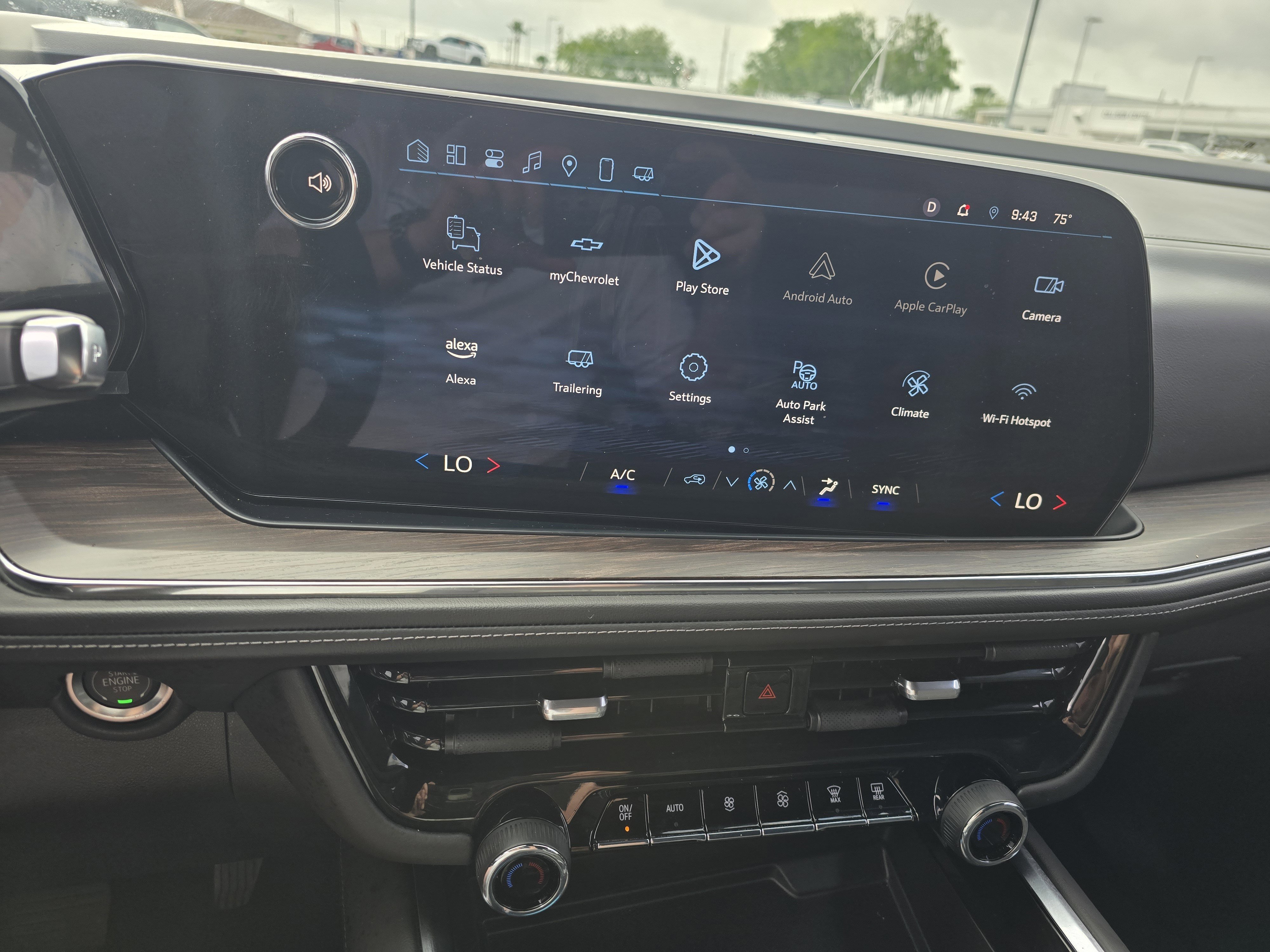 Used 2025 Chevrolet Tahoe LS image 15