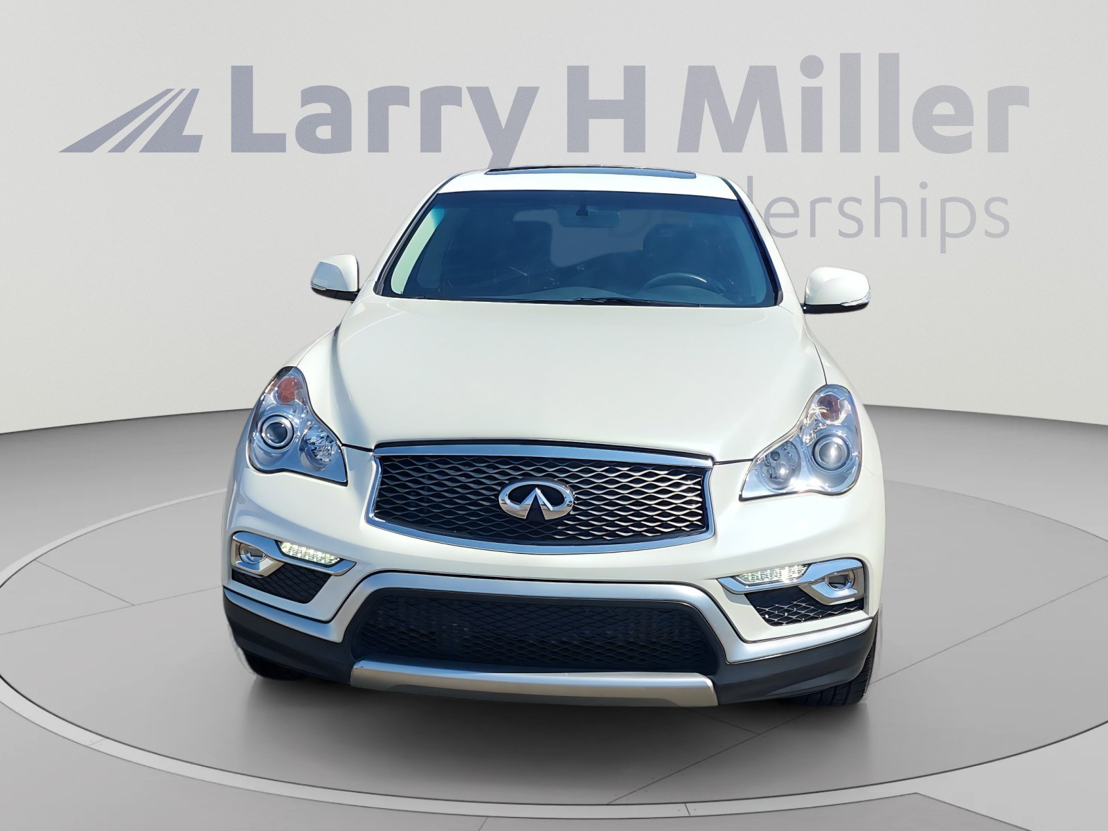 Used 2017 INFINITI QX50 2WD image 8
