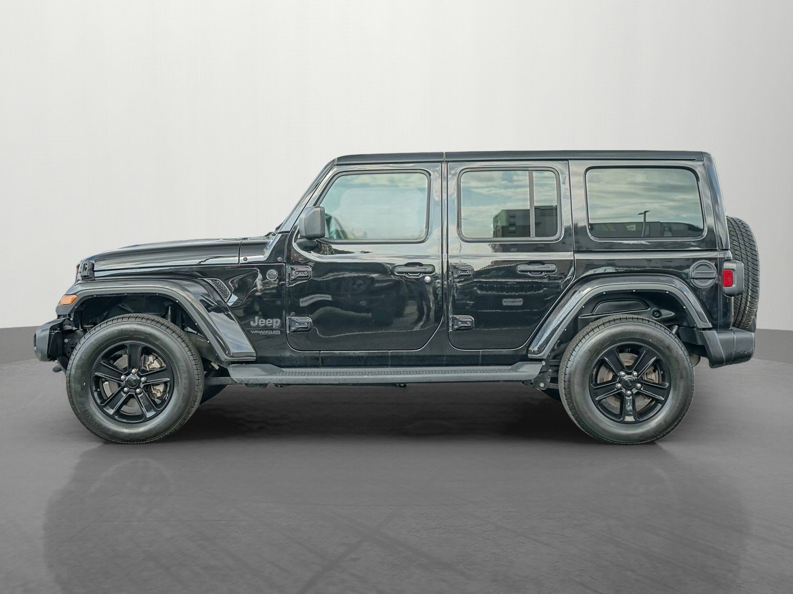 Used 2021 Jeep Wrangler Unlimited Sahara image 4