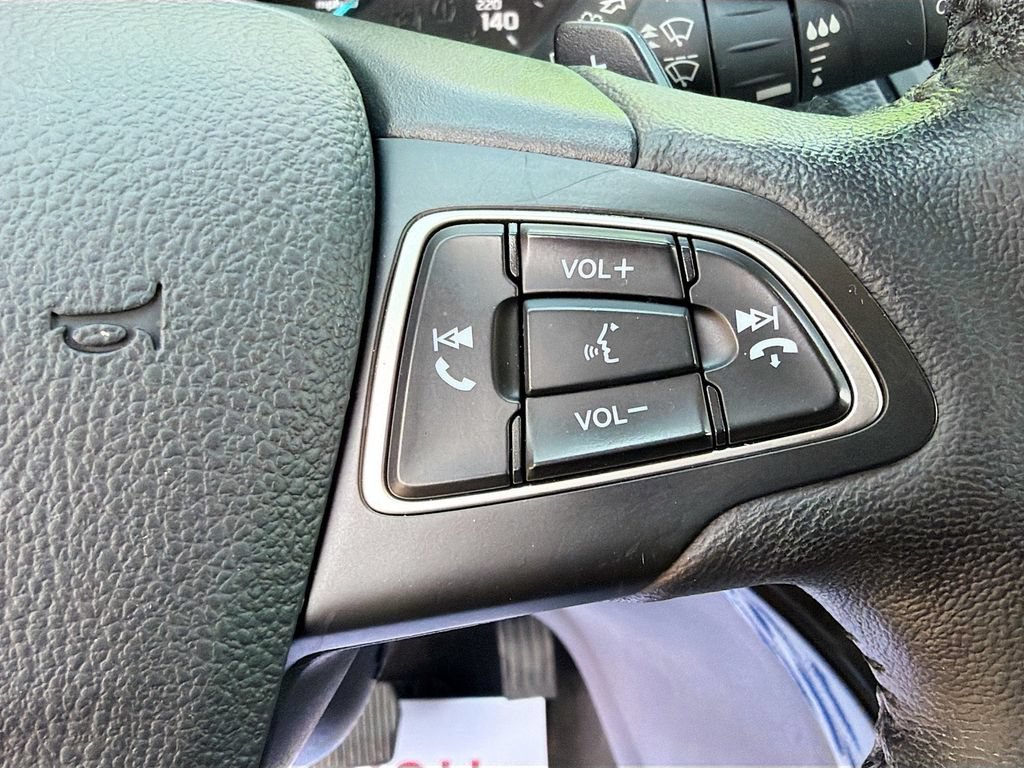 Used 2017 Ford Escape Titanium AWD/4WD image 13