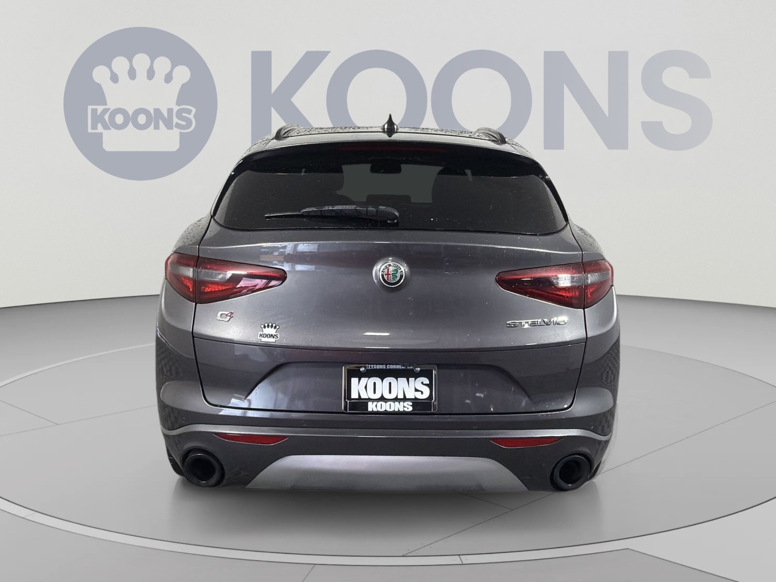 Used 2023 Alfa Romeo Stelvio Ti AWD/4WD image 5