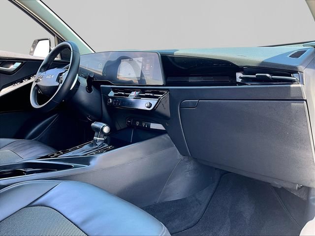 Used 2023 Kia Niro EX Touring FWD image 14