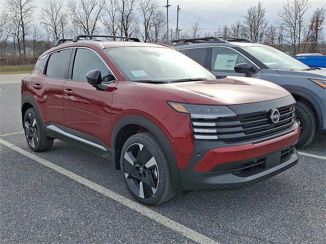 New 2026 Nissan Kicks SR w/ Cold Weather Package