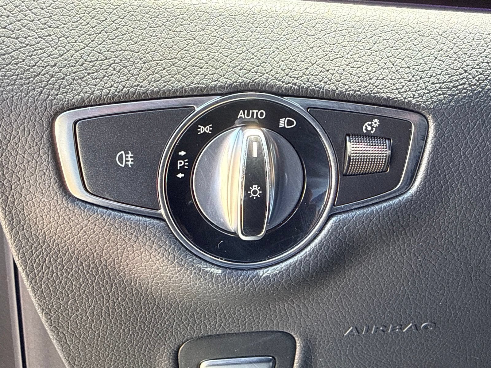Used 2022 Mercedes-Benz E 350 Sedan image 29