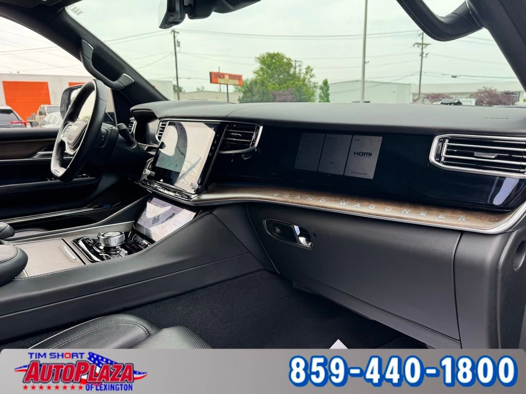 Used 2022 Jeep Grand Wagoneer Series II w/ Premium Group II AWD/4WD image 53