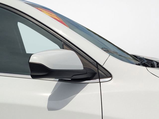 Used 2021 Chevrolet Equinox LT image 11