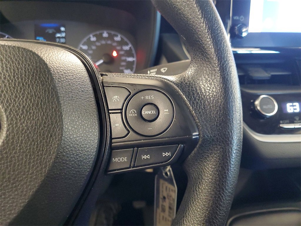 Used 2023 Toyota Corolla LE image 21