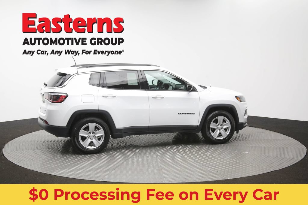 Used 2022 Jeep Compass Latitude w/ Convenience Group FWD image 43