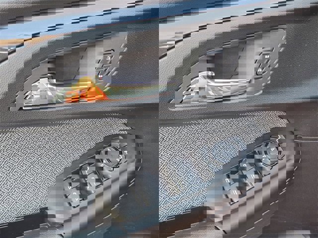 Used 2022 Chevrolet TrailBlazer LT w/ Convenience Package image 30