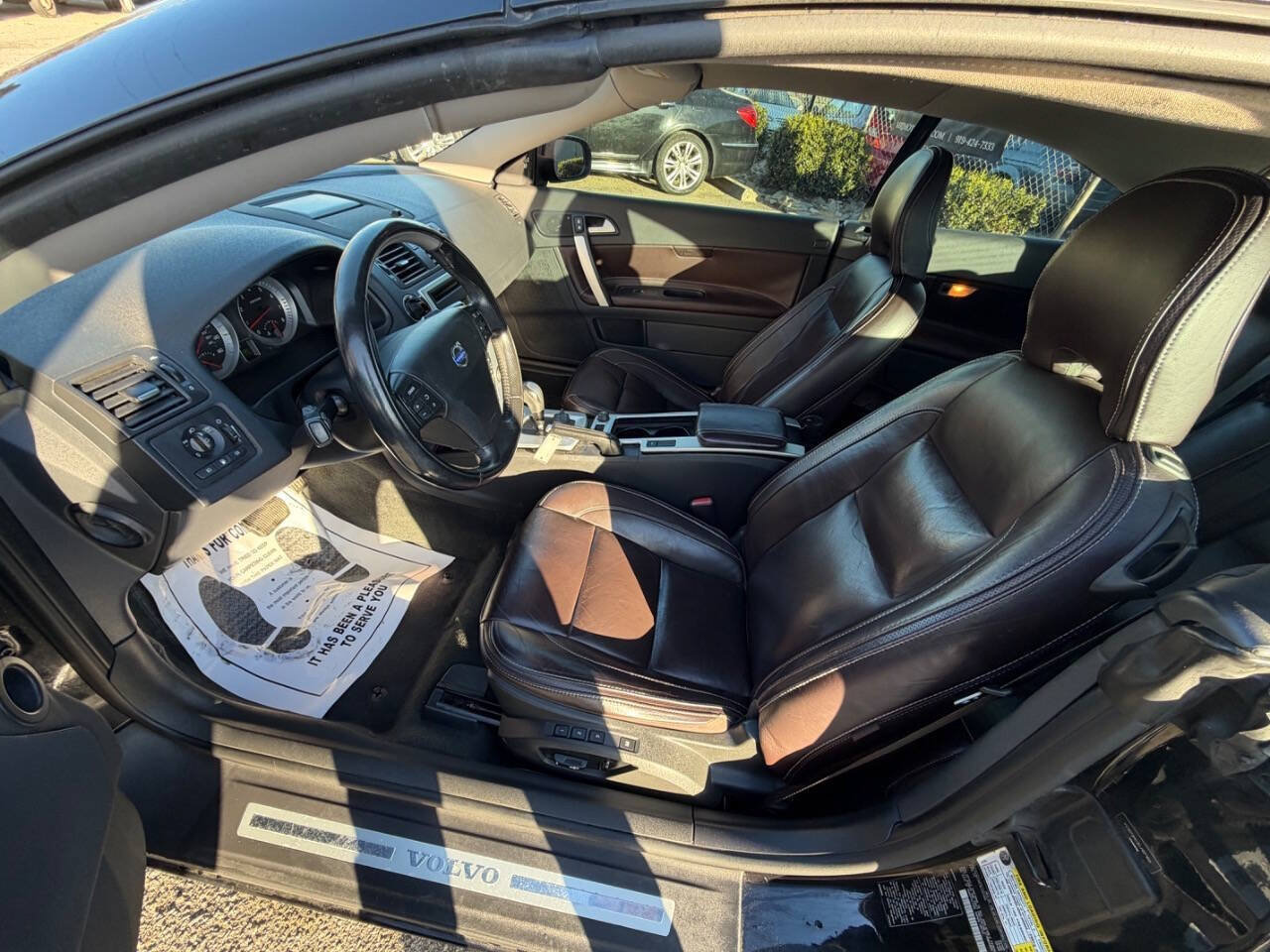 Used 2012 Volvo C70 T5 FWD image 10