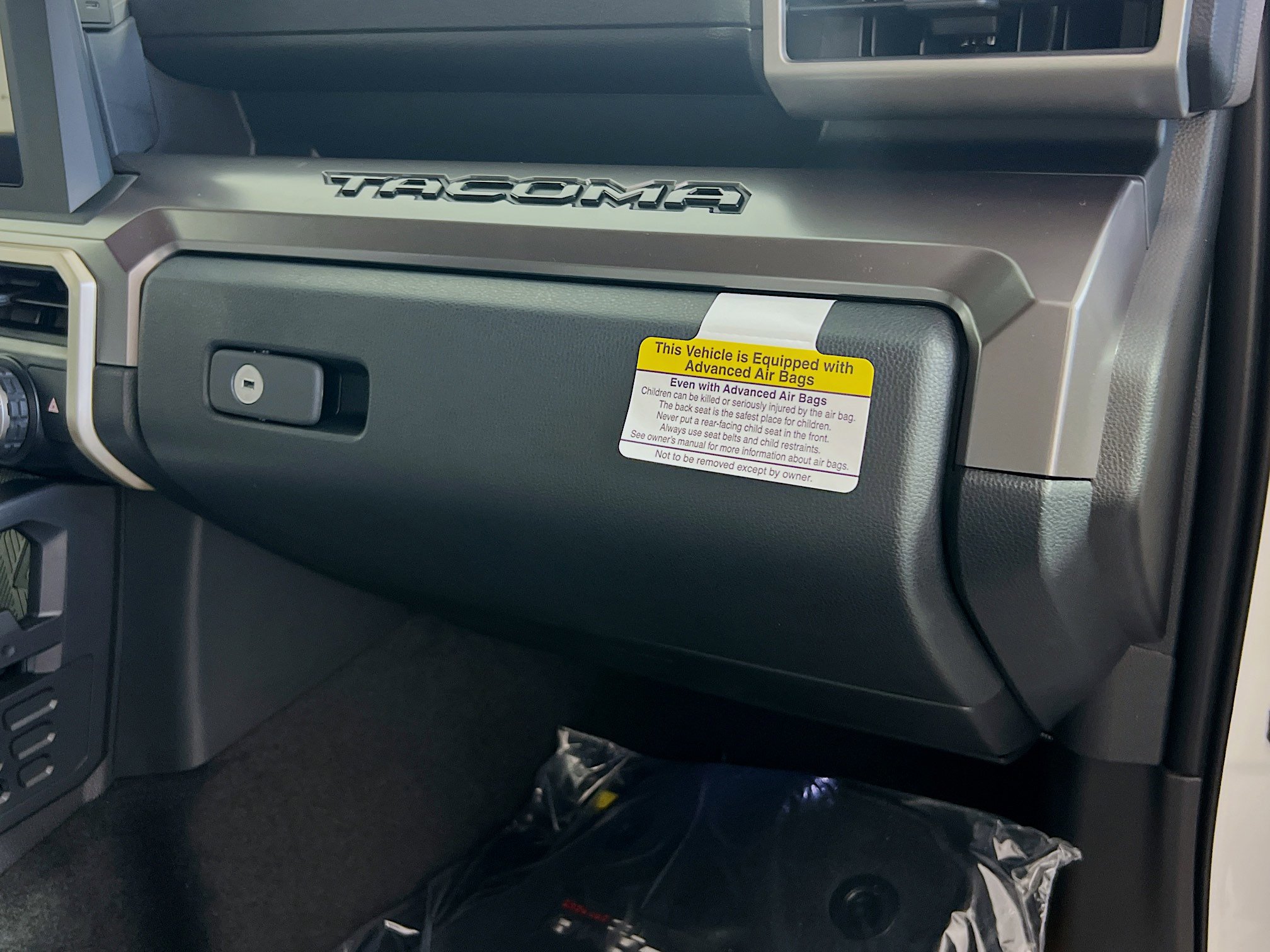 New 2025 Toyota Tacoma TRD Off-Road image 33