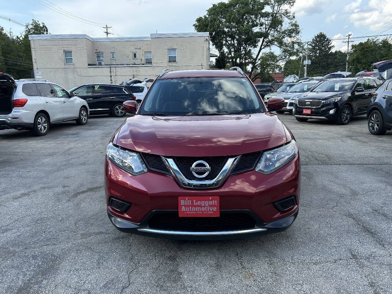 Used 2016 Nissan Rogue SV FWD image 3