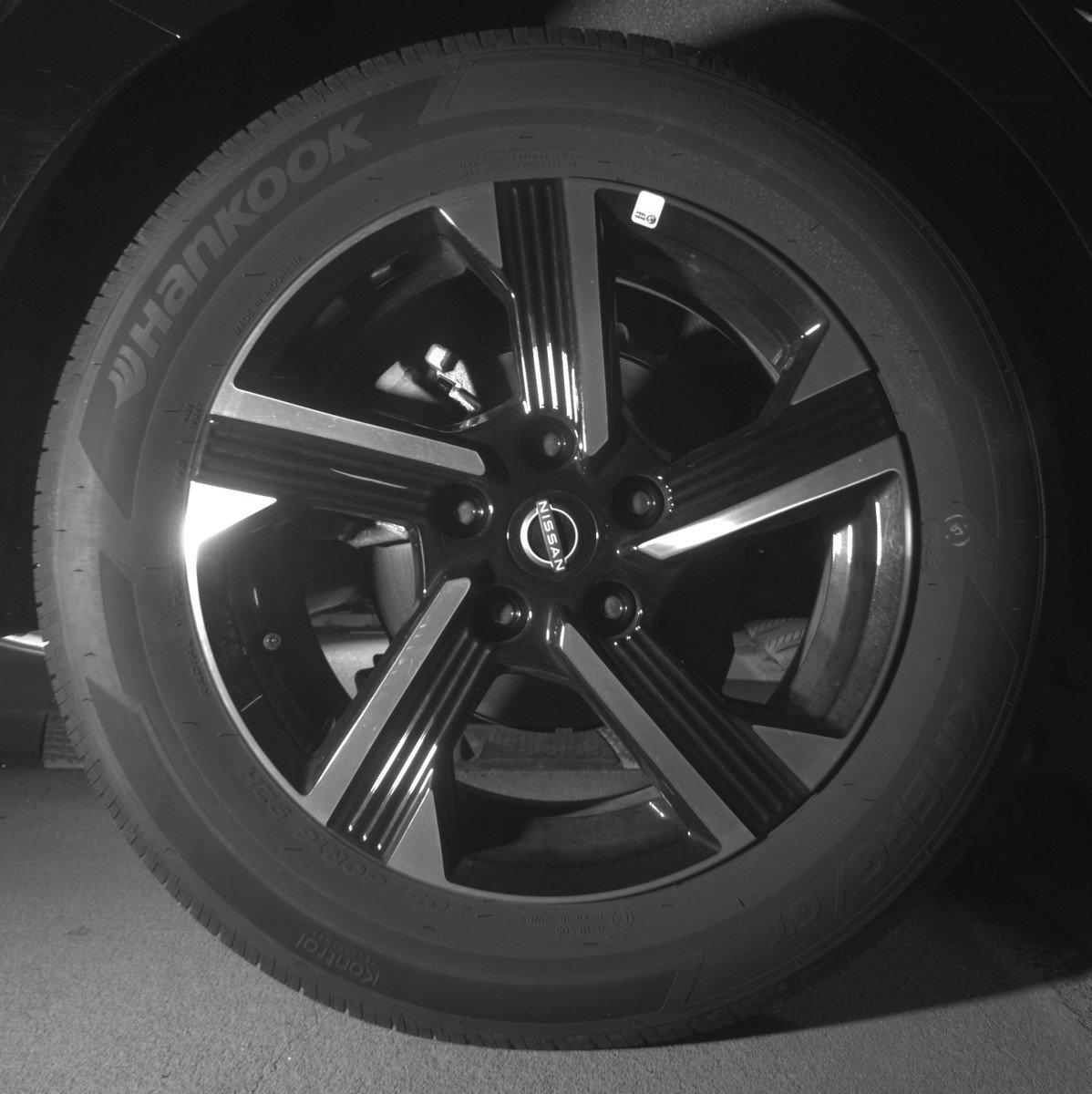 Used 2025 Nissan Sentra SV image 15